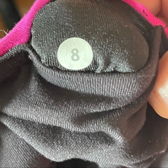 Lululemon cropped multi colored leggings Sz 8 - Picture 6 of 7